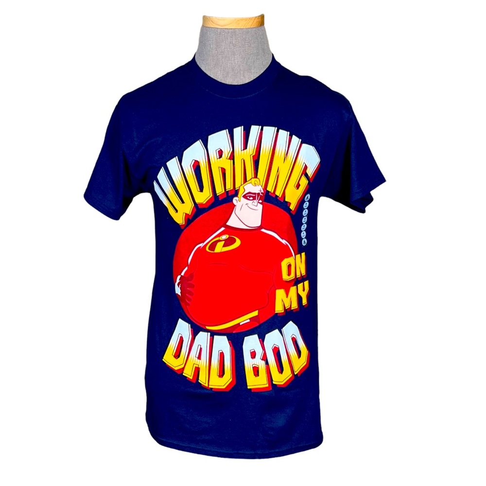 Official Disney Incredibles “Working On My Dad Bod” T- Shirt Men’s Mediu…